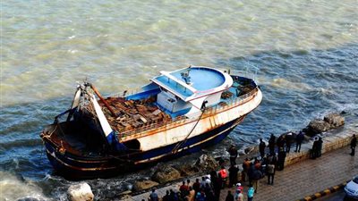 مصرع 2 صيادين وإصابة 6 آخرين في حادث تصادم مركبي صيد ببحيرة المنزلة 