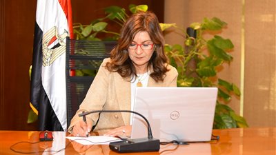 وزيرة الهجرة: المرأة المصرية تشهد عصرًا ذهبيًا وهناك إنجازات حقيقة في شتى المجالات