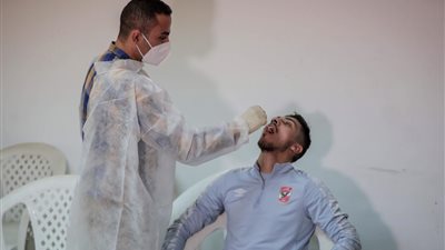 الأهلي يجري مسحة طبية استعدادًا لمواجهة الإسماعيلي بالدوري