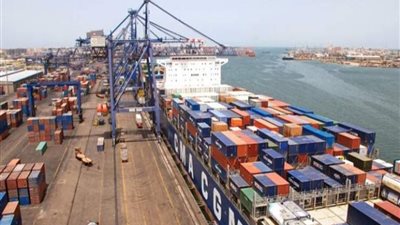 تداول 177 ألف طن بضائع بميناء الإسكندرية اليوم