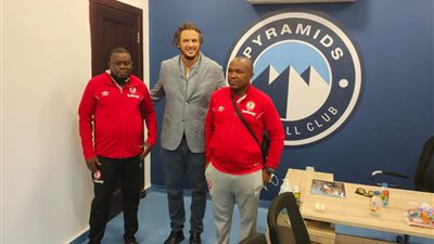 قبل مواجهتهما.. ممدوح عيد يرحب ببعثة نكانا 