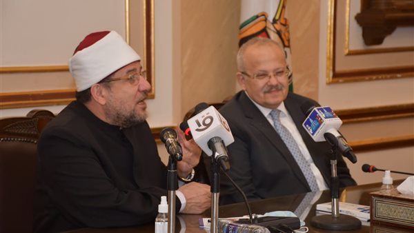 وزير الأوقاف ورئيس