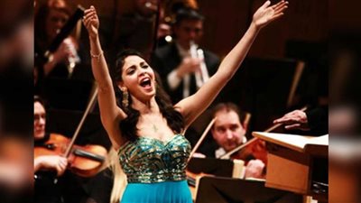 فاطمة سعيد بعد نجاحها عالميًا: المنافسة شديدة وبتعرض لتقييمات مستمرة