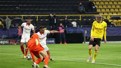 الشوط الأول.. بوروسيا دورتموند يتقدم على إشبيلية بهدف في دوري الأبطال