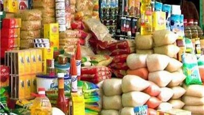 ضبط 2 طن مواد تموينية بمخزن قبل بيعها بالسوق السوداء في الشرقية