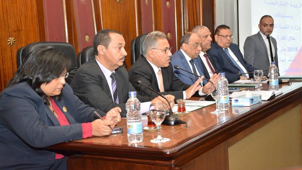 لجنة الإدارة المحلية