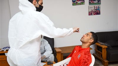 الأهلي يجري مسحة كورونا استعدادًا لمواجهة فيتا كلوب بدوري الأبطال
