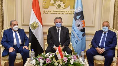 اتفاق حكومي نهائي على دراسة إنشاء مصنع إطارات السيارات بكافة أنواعها