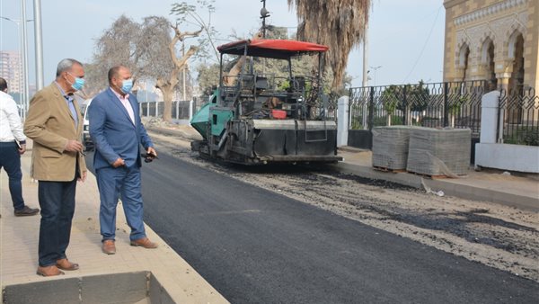 جانب من أعمال الرصف