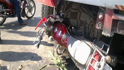 إصابة 6 أشخاص في حادث تصادم سيارة نقل مع تروسيكل بالفيوم