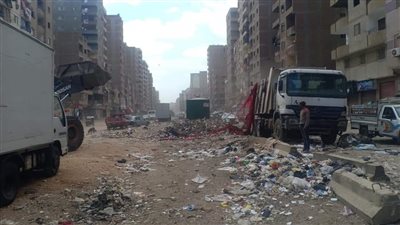 منعًا لانتشار الأمراض.. رفع 230 طن قمامة ومخلفات بشبرا الخيمة (صور)