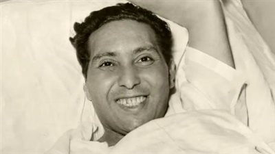  ذكرى وفاة عادل خيري.. أخر أيامه على كرسي متحرك وشهرته جاءت 