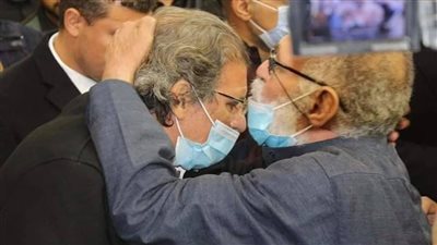 خالد يوسف في أول تصريحاته عقب العودة من الخارج: الدولة رحبت بي معارضًا دون دفع ثمن