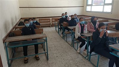 وسط إجراءات احترازية مشددة .. بدء الفصل الدراسي الثاني بعدد من مدارس دمياط