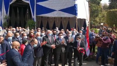 وزير الزراعة يفتتح معرض زهور الربيع لحديقة الأورمان بدورته الـ88 (صور)