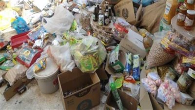 ضبط 3 أطنان مواد غذائية فاسدة بالإسكندرية قبل طرحها بالأسواق