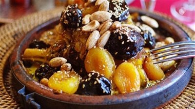 صحي ولذيذ.. طريقة عمل طاجن اللحم بالبرقوق بكل سهولة 