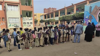 بداية الفصل الدراسي الثاني بمدارس المنوفية وسط إقبال طلابي متوسط (صور)