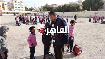 وسط إجراءات احترازية مشددة.. عودة الدراسة في مدراس البحر الأحمر (صور وفيديو)