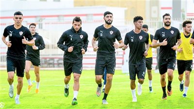 تدريبات ترفيهية بكرة اليد للاعبي الزمالك استعدادًا لمواجهة الترجي 