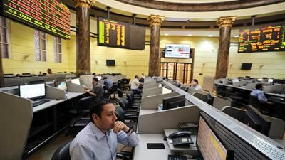 البورصة تصدر قرارًا بشأن التعامل على أسهم 20 شركة