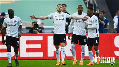 آينتراخت فرانكفورت يعطل قطار لايبزيج ويتعادل معه في الدوري الألماني