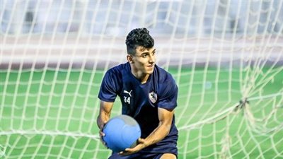 أمير مرتضى منصور يعلن عودة أحمد عيد الظهير الأيمن للزمالك