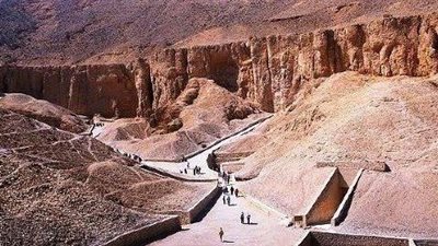 مصدر بالآثار: كشف مدينة صناعية للحرفيين بالبر الغربي بالأقصر قريبًا (خاص)