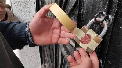 بعد شكاوى المواطنين.. غلق مصنع ريش وأحشاء دواجن بالخانكة