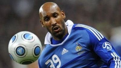 فيفا يحتفل بعيد ميلاد النجم الفرنسي أنيلكا الـ42 (صورة)