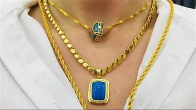 مع اقتراب عيد الأم.. السلاسل الطويلة موضة ربيع 2021 (صور)