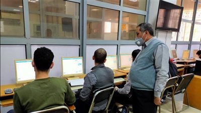 وسط إجراءات احترازية مشددة.. 107 طلاب يؤدون الامتحانات ‏الإلكترونية‏ بـ