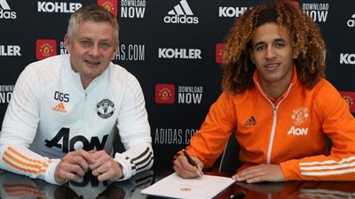 رسمياً.. مانشستر يونايتد يؤمن مايسترو وسط الملعب بعقد طويل الأمد