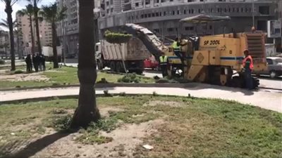 بدء أعمال رصف طريق مصطفى كامل بالإسكندرية بتكلفة 20 مليون جنيه (صور)