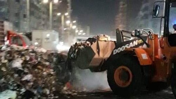 رفع أطنان قمامة