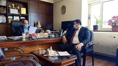 برلماني يكشف خطة 5 مشروعات معالجة لأزمة غرق شوارع أرض دويدار بالإسكندرية بالصرف الصحي (صور)