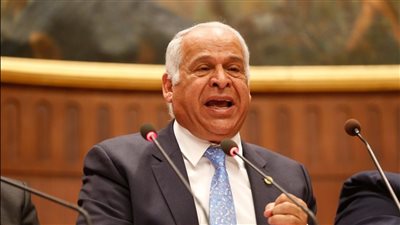 فرج عامر يهدد محمد الحنفي: 