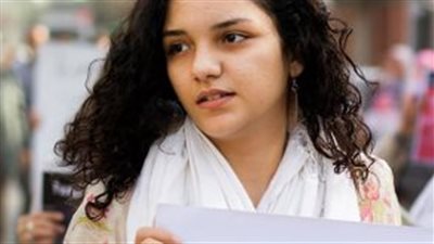 حبس سناء سيف سنة و6 أشهر بتهمة نشر أخبار وبيانات كاذبة عن كورونا