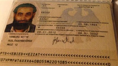 انقطع الاتصال منذ 5 أيام.. اختفاء شاب مصري مصاب بكورونا في برلين (صور)