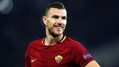 فيفا يحتفل بعيد ميلاد إدين دجيكو لاعب روما الـ35