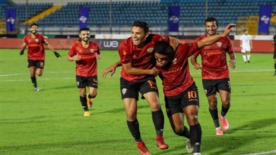 الشوط الأول.. سيراميكا كليوباترا يتقدم على المقاولون العرب بهدف ميدو جابر