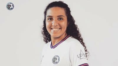 تالة الغامدي: أتطلع لتمثيل السعودية عالميًّا.. والانتقادات دافع كبير للاعبات كرة القدم.. وسارة عصام لا تحصل على حقها إعلاميًا (حوار)