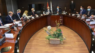 كامل الوزير: الحكومة تولي اهتمامًا كبيرًا لتطوير منظومة النقل البحري في مصر لدعم الاقتصاد القومي