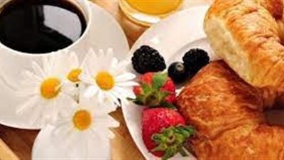 باحثون: عدم تناول وجبة الإفطار يزيد من الإصابة بالنوبة القلبية لدى الرجال (دراسة)