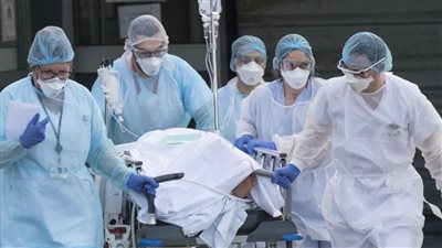 رئيس جامعة أسيوط: 25 حالة كورونا  تتلقى العلاج بالمستشفىات الجامعية 