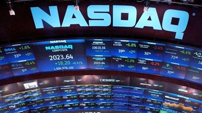 الأسهم الأمريكية تحقق مكاسب في نهاية التعاملات بدعم من قطاع التكنولوجيا 