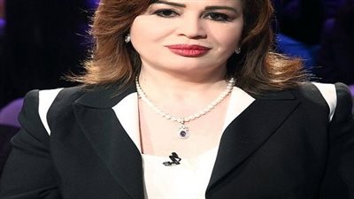 إلهام شاهين: 