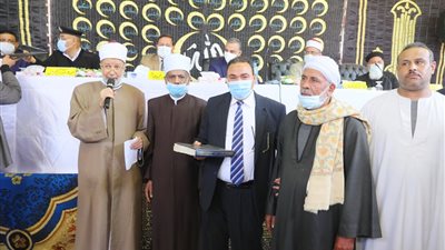 محافظ سوهاج ومدير الأمن يشهدان الصلح في خصومة ثأرية بين 3 عائلات