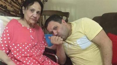 إدوارد لوالدته الراحلة: 