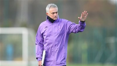 مرشح مفاجئ لخلافة مورينيو في توتنهام